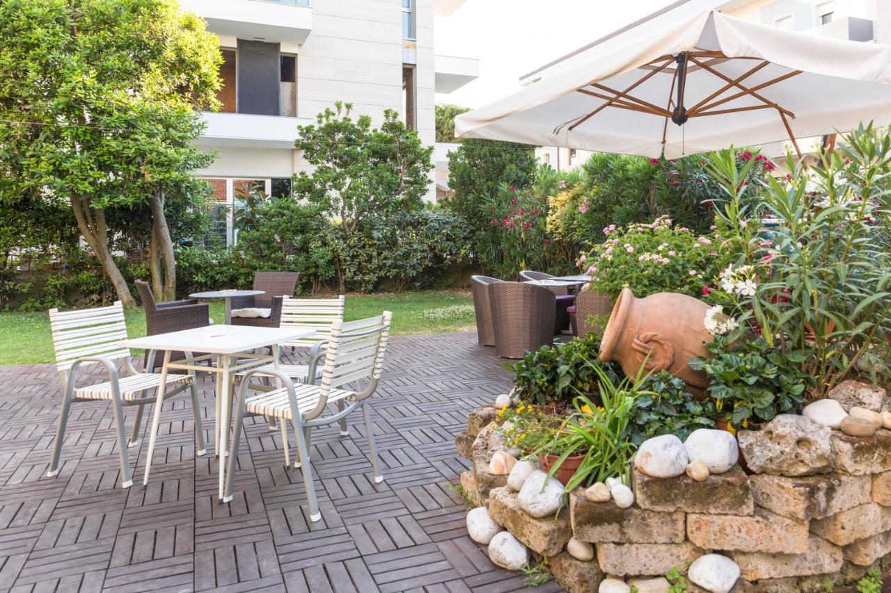Hotel Parini Bellaria-Igea Marina Esterno foto